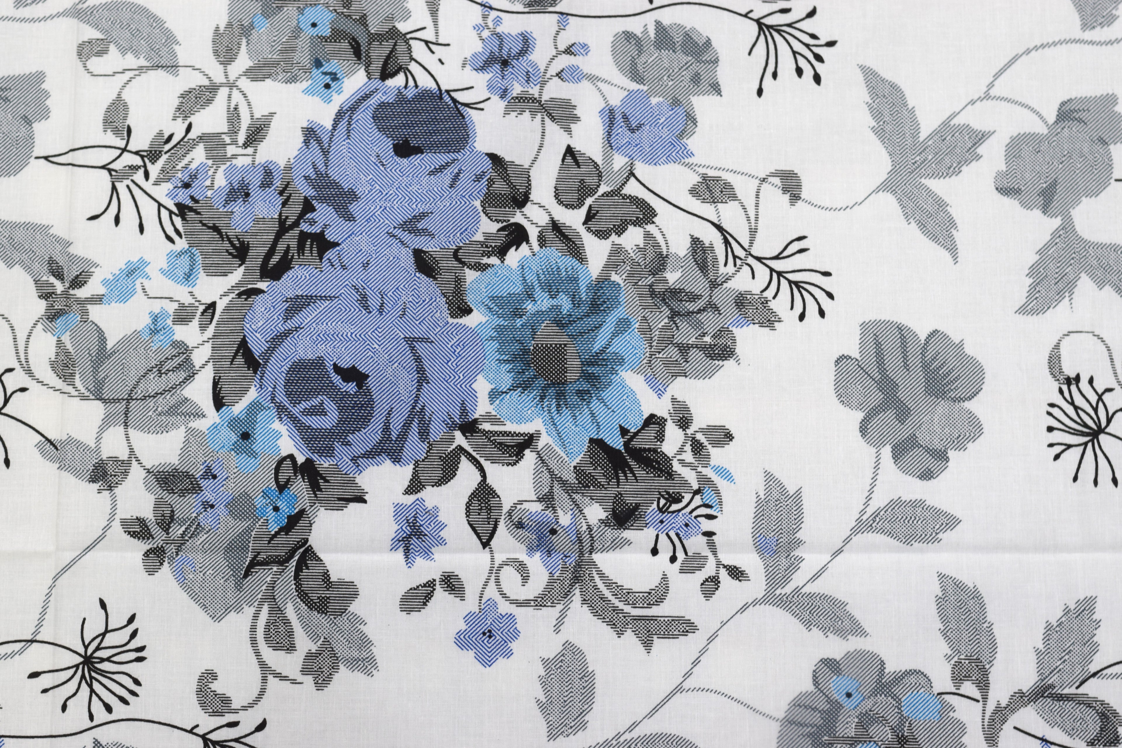 Elegant Blue Floral Queen Size Bedsheet with 2 Pillow Covers