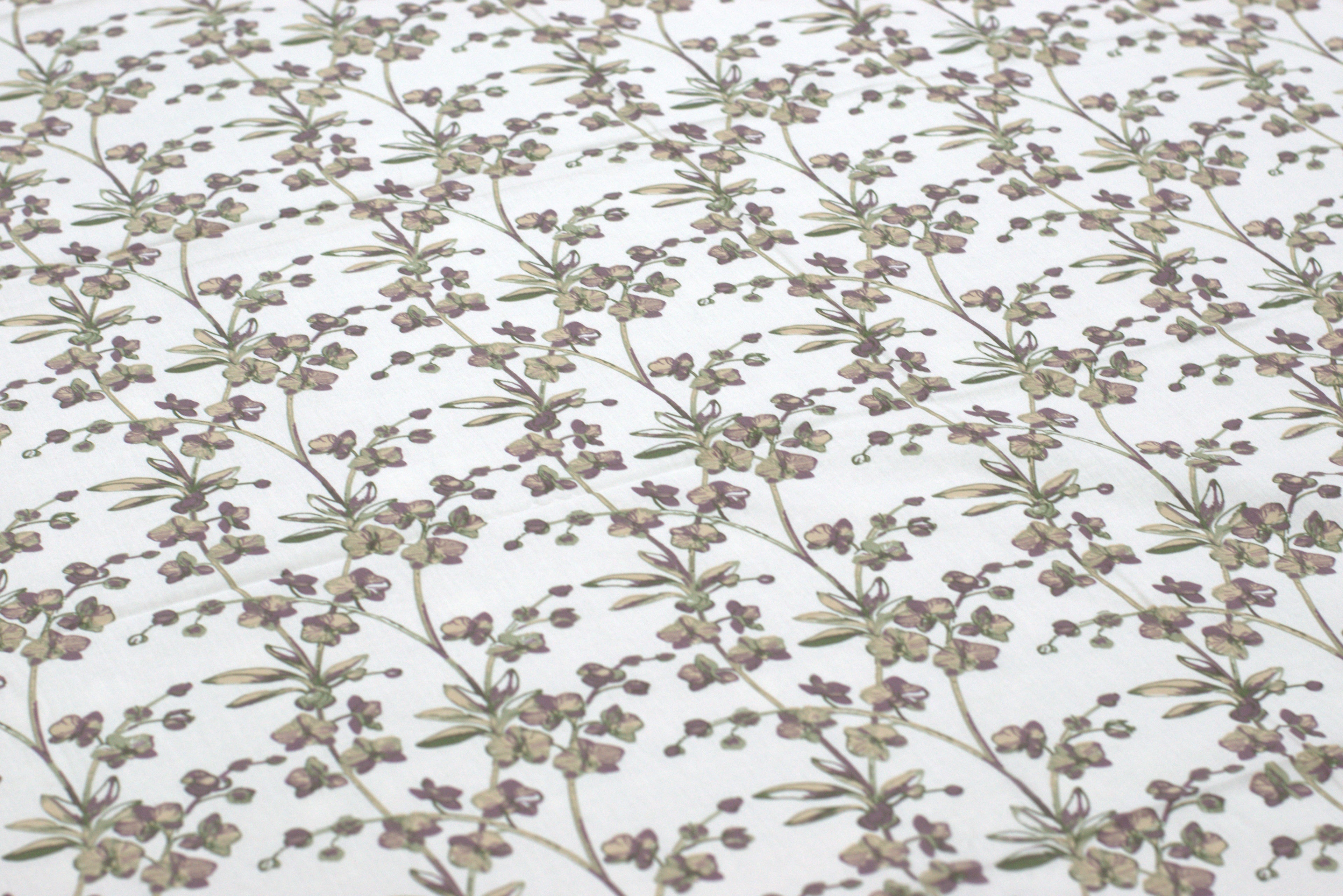 Elegant Floral Print Queen Size Bedsheet with 2 Pillow Covers – Soft Cotton Blend Double Bed Sheet