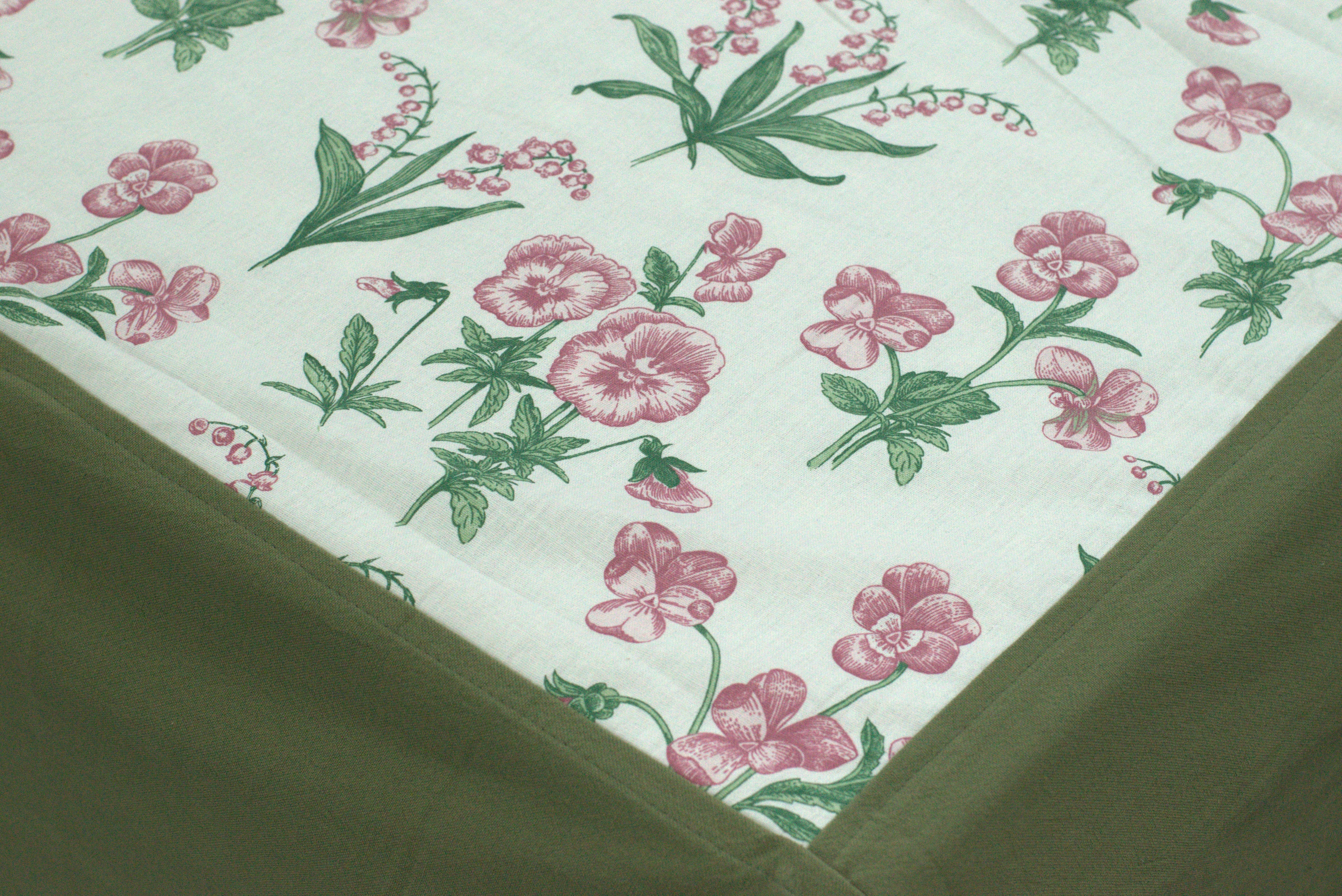Queen Size Cotton Floral Bedspread with 2 Pillow Covers – White, Pink & Olive Green