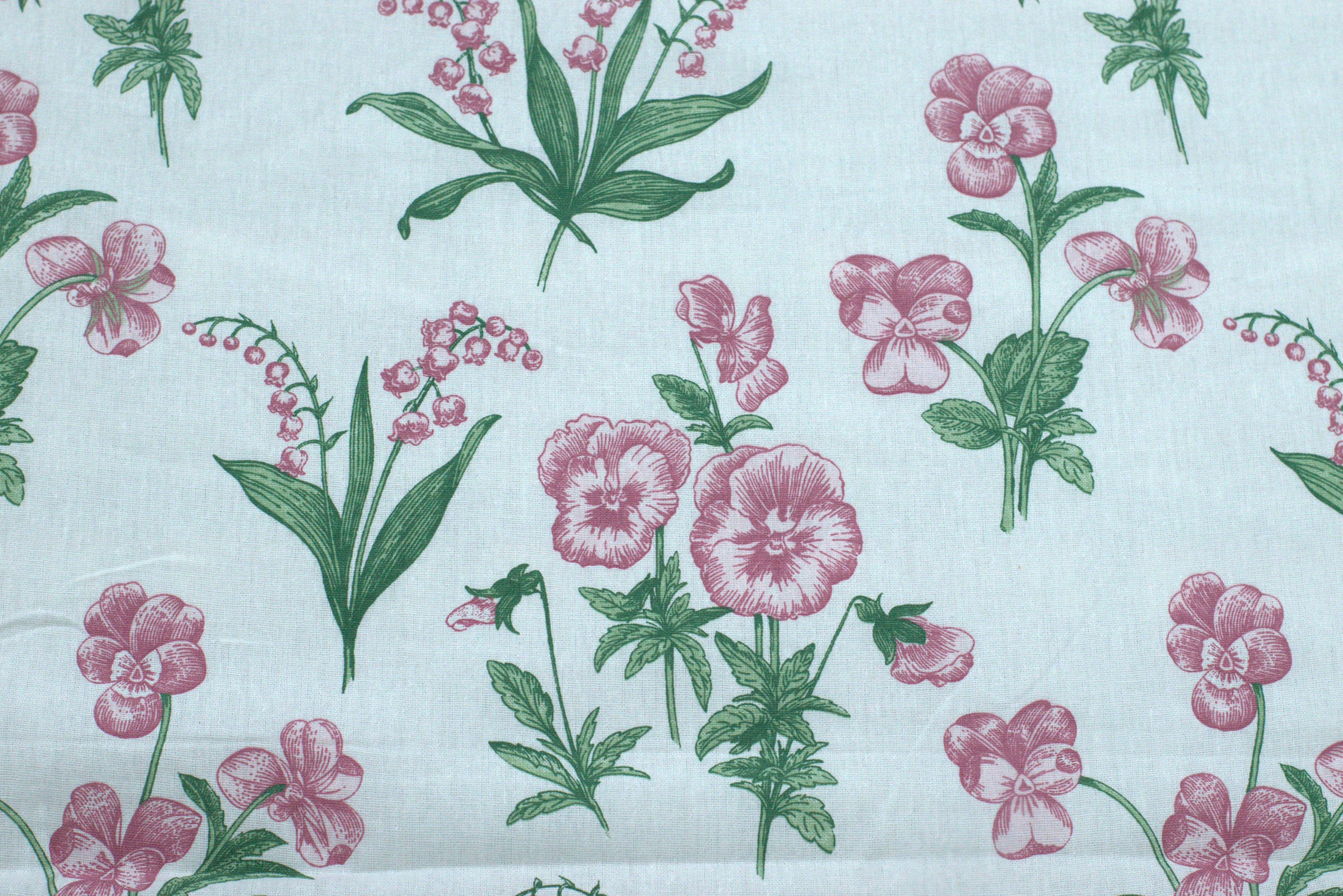 Queen Size Cotton Floral Bedspread with 2 Pillow Covers – White, Pink & Olive Green