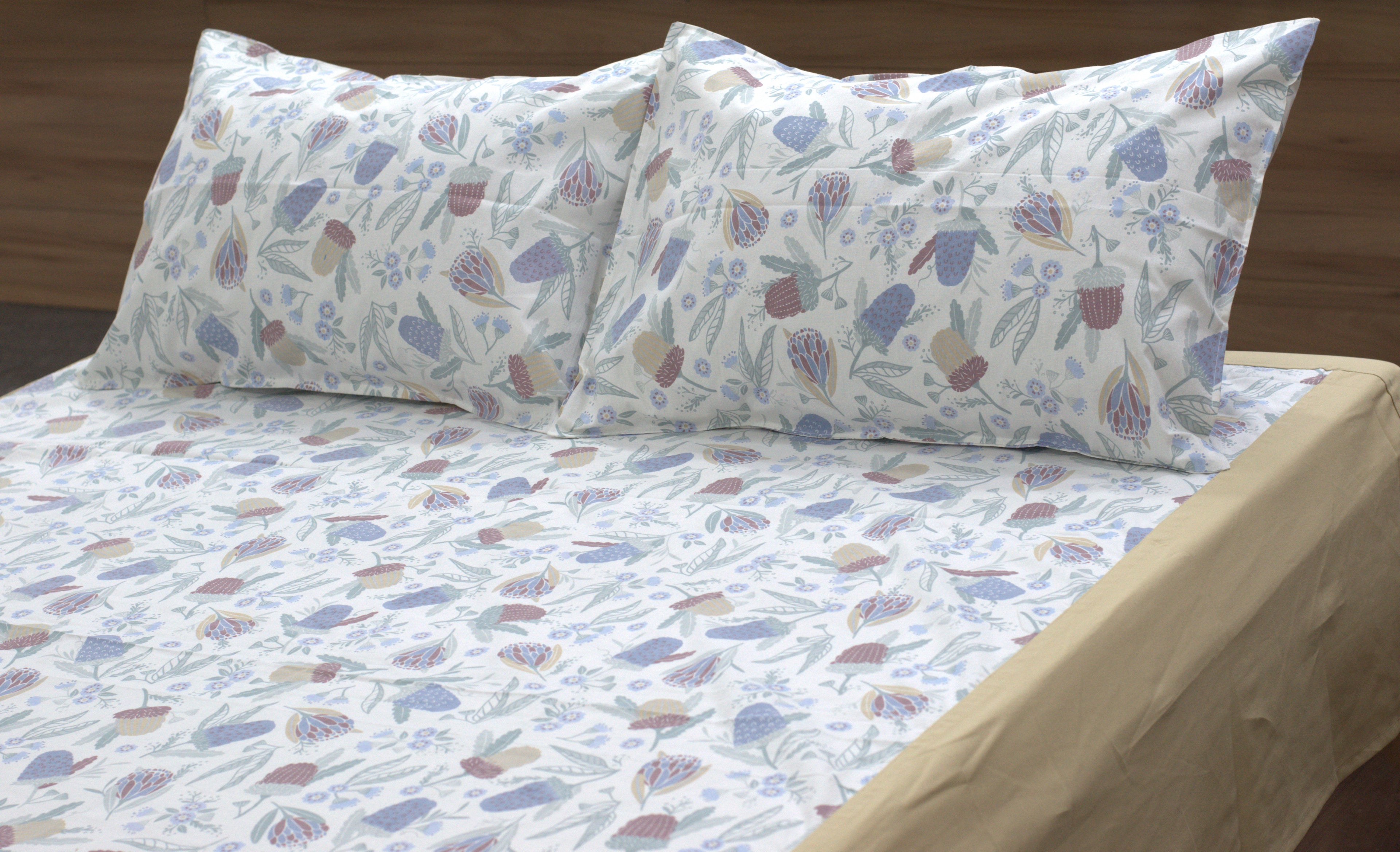 Queen Size Cotton Bedspread – Elegant Botanical Floral Print |