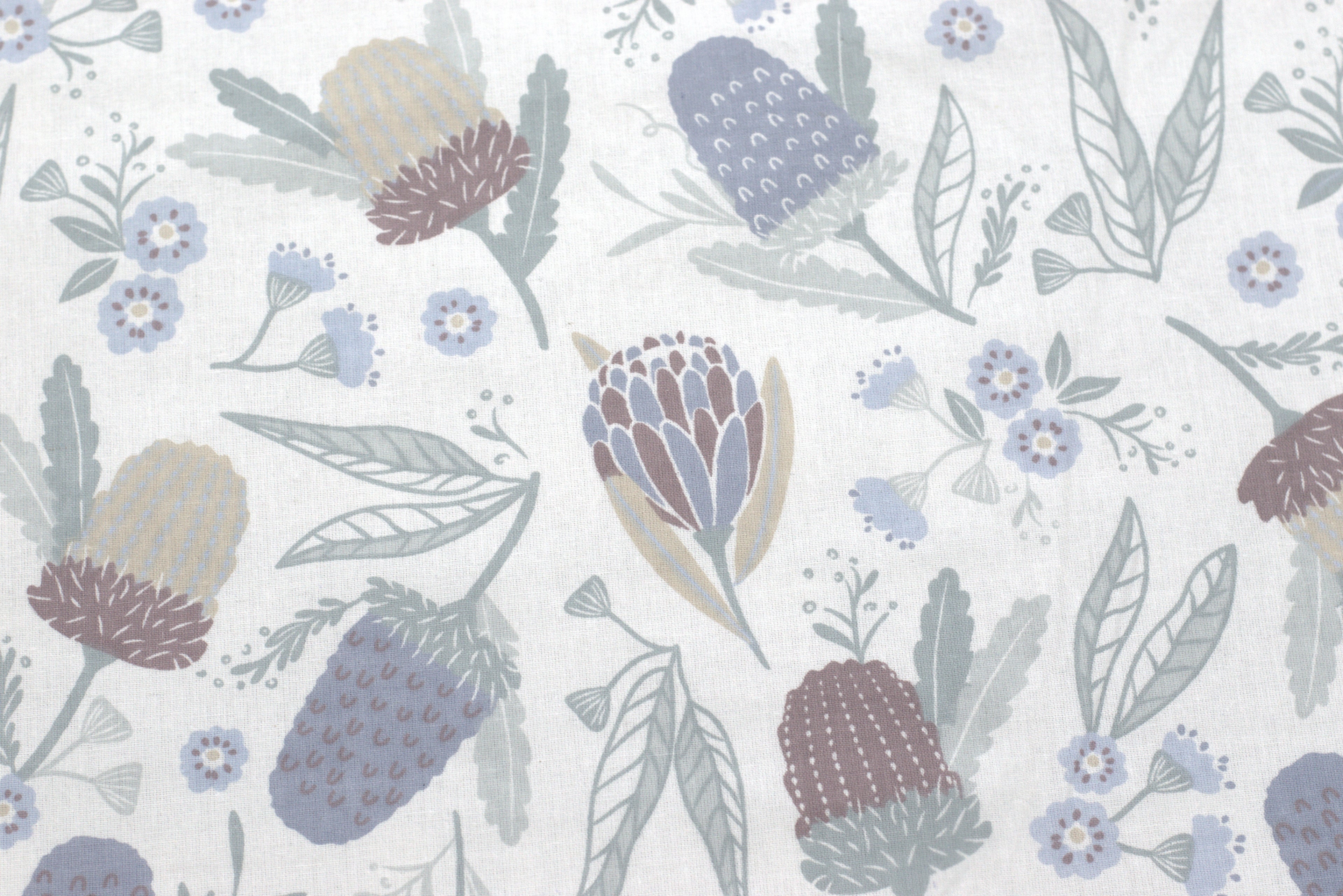 Queen Size Cotton Bedspread – Elegant Botanical Floral Print |