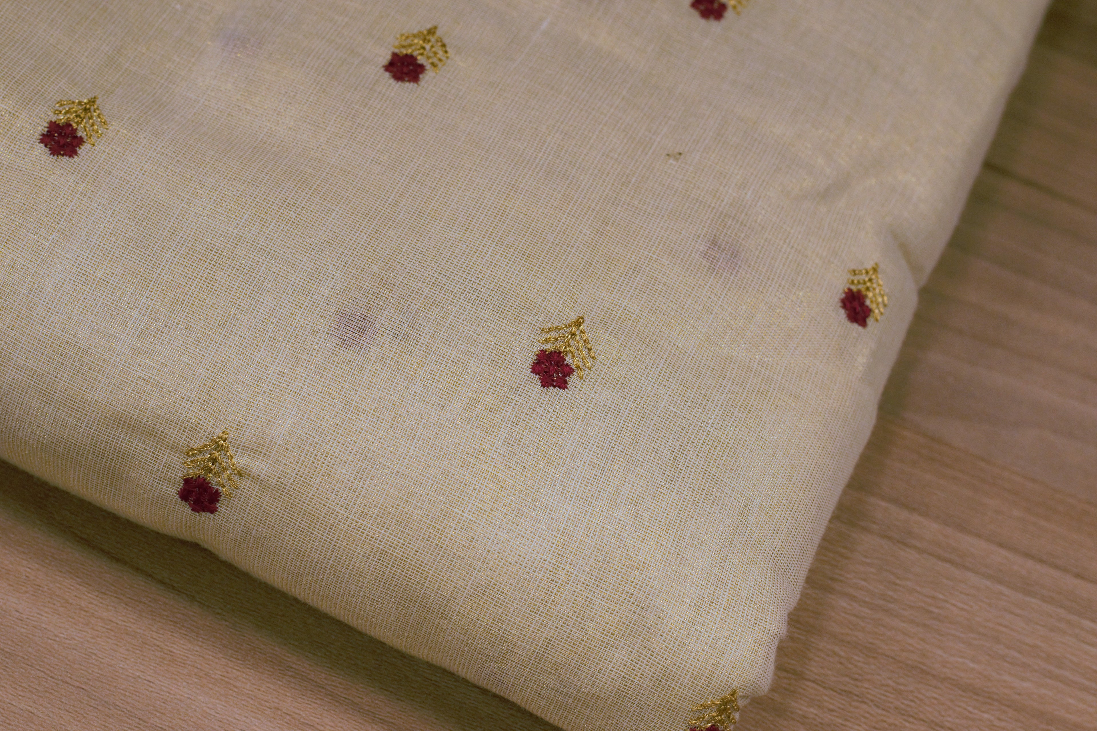 Elegant Pastel Yellow Tissue Dress Material Set with Embroidered Buttas – Saree, Top & Skirt Fabric
