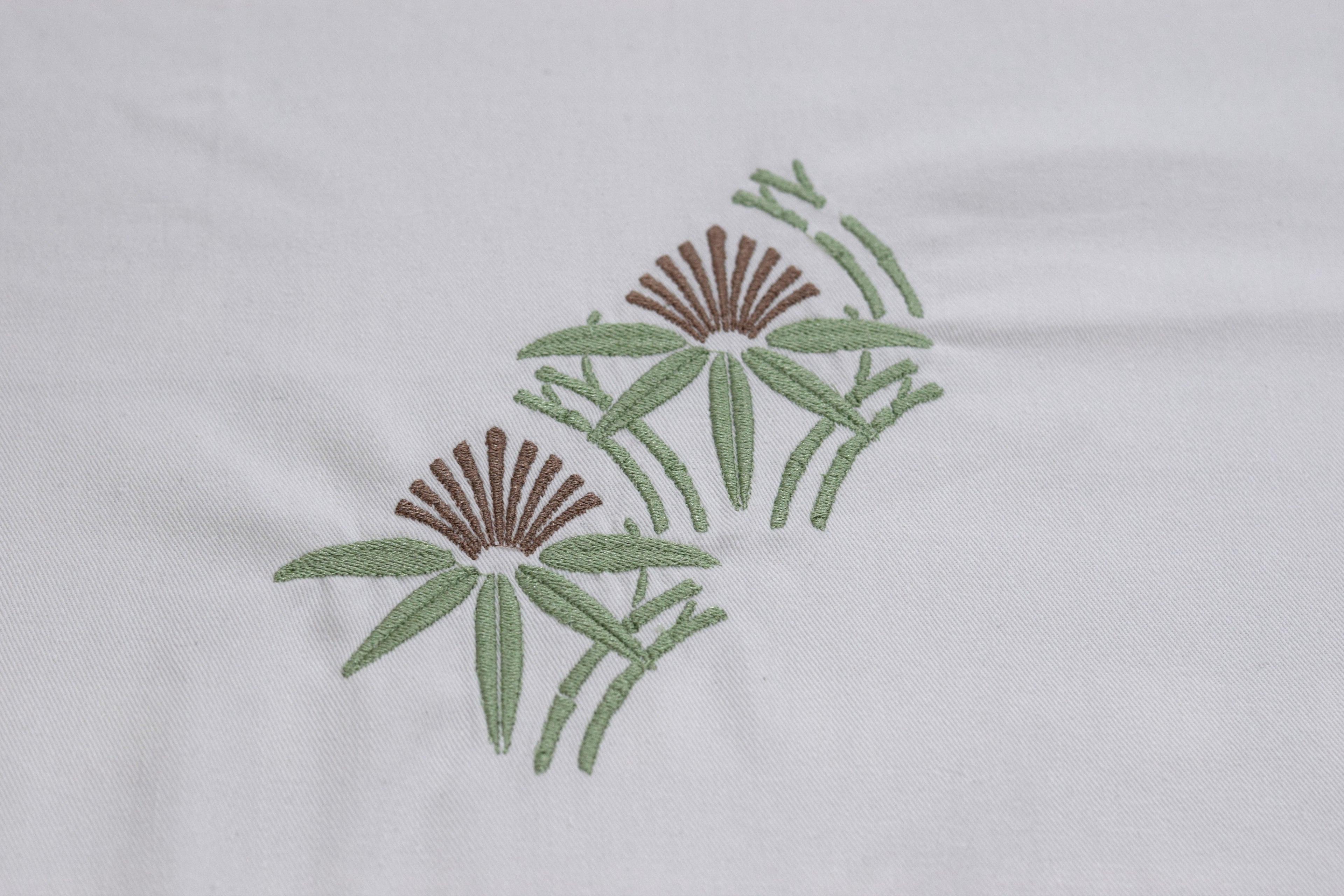 Elegant Embroidered King Size Bedsheet Set with Pillow Covers – Soft Cotton Blend Bedspread | Beige & White Floral Design