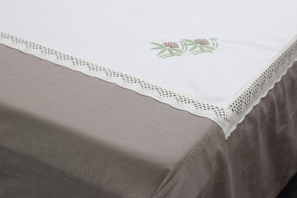 Elegant Embroidered King Size Bedsheet Set with Pillow Covers – Soft Cotton Blend Bedspread | Beige & White Floral Design