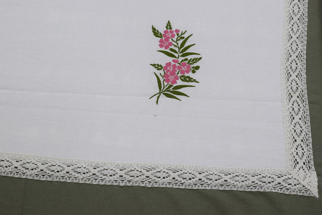 Elegant Floral Embroidered King Size Bedspread Set – White & Sage Green | Premium Cotton Bedding with Pillow Covers
