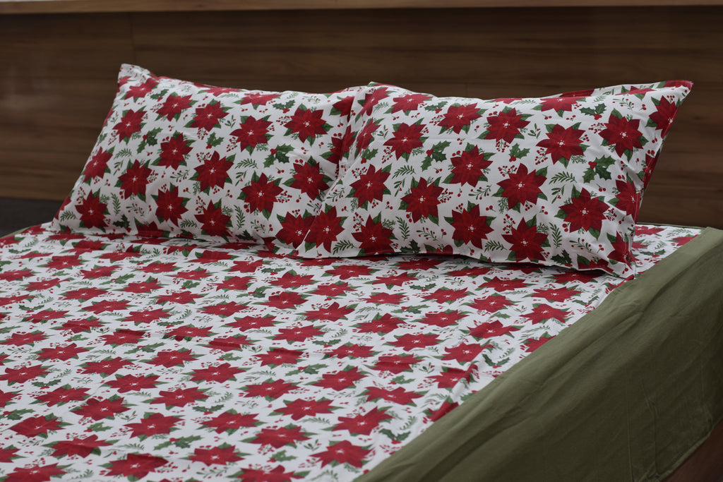 King Size Red Poinsettia Floral Printed Bedsheet with 2 Pillow Covers
