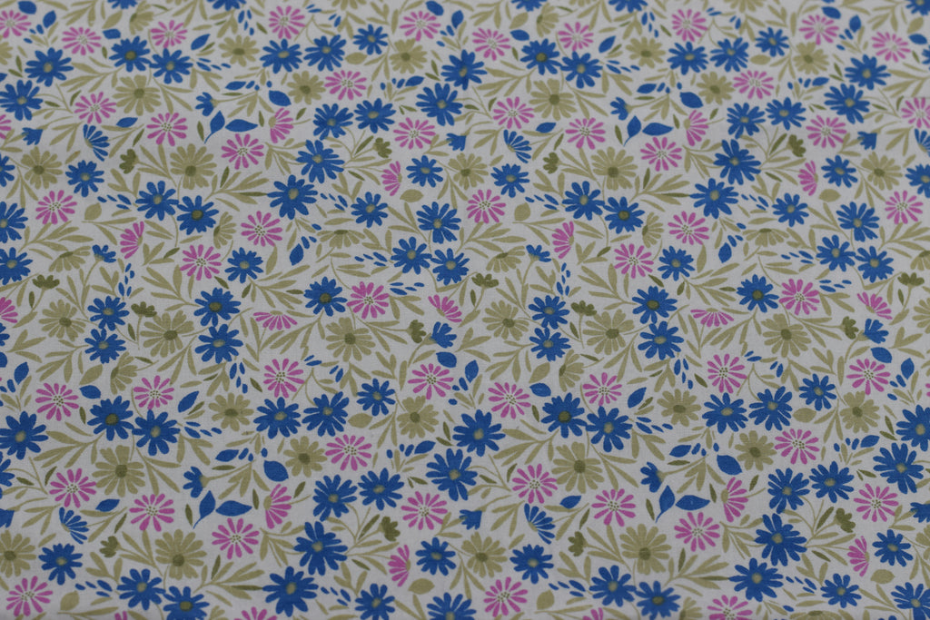 King Size Floral Cotton Bedsheet with 2 Pillow Covers – Blue & Pink Ditsy Flower Print