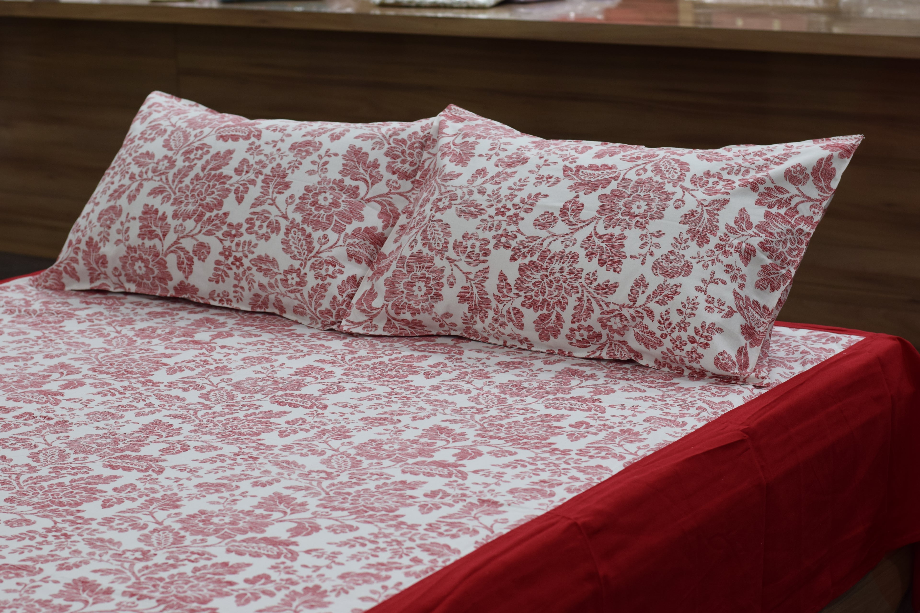 Elegant Red Floral King Size Bedsheet with 2 Pillow Covers |  Bedding Set