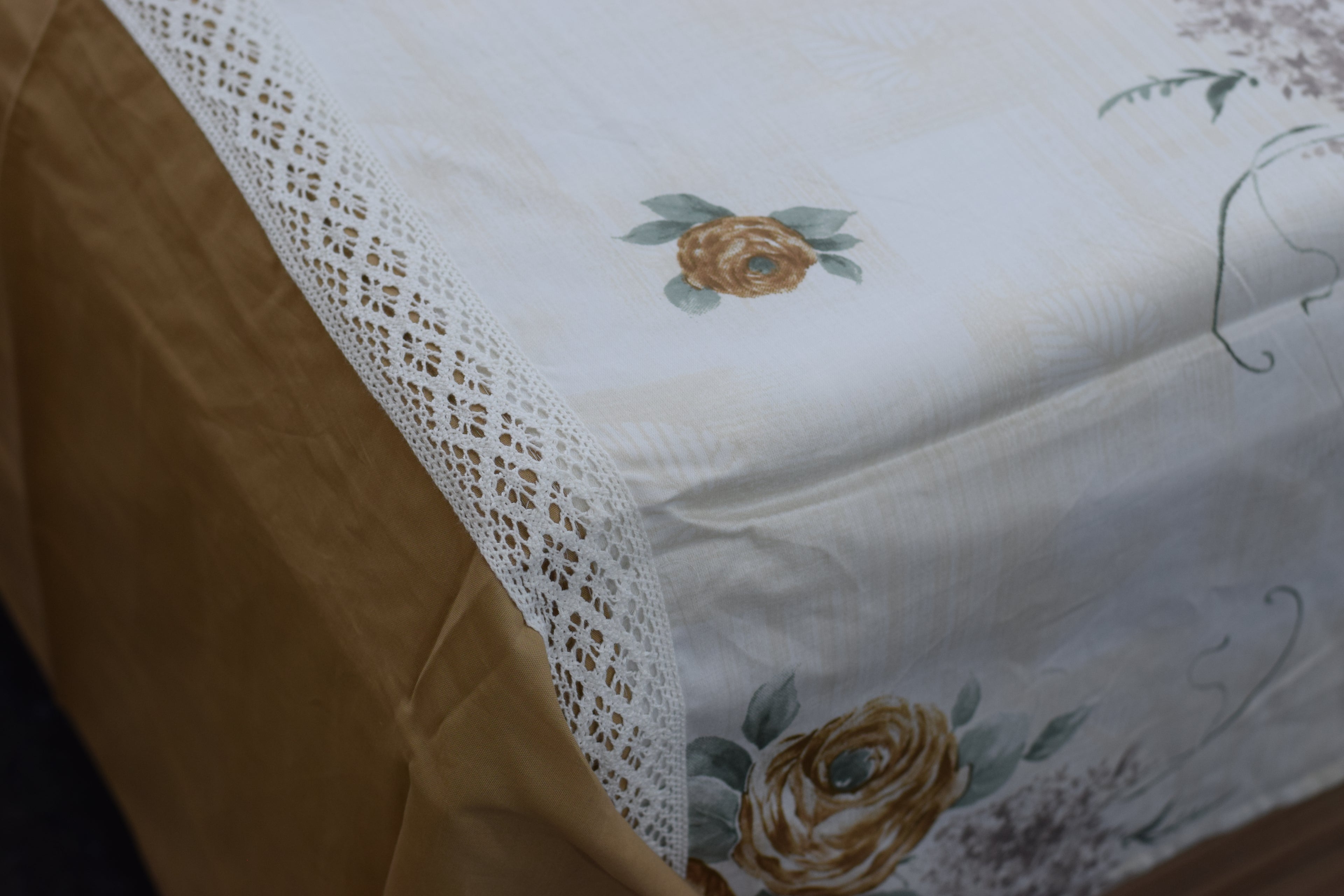 Elegant Beige Floral Queen Size Bedspread with Pillow Covers | Blend Bedding Set