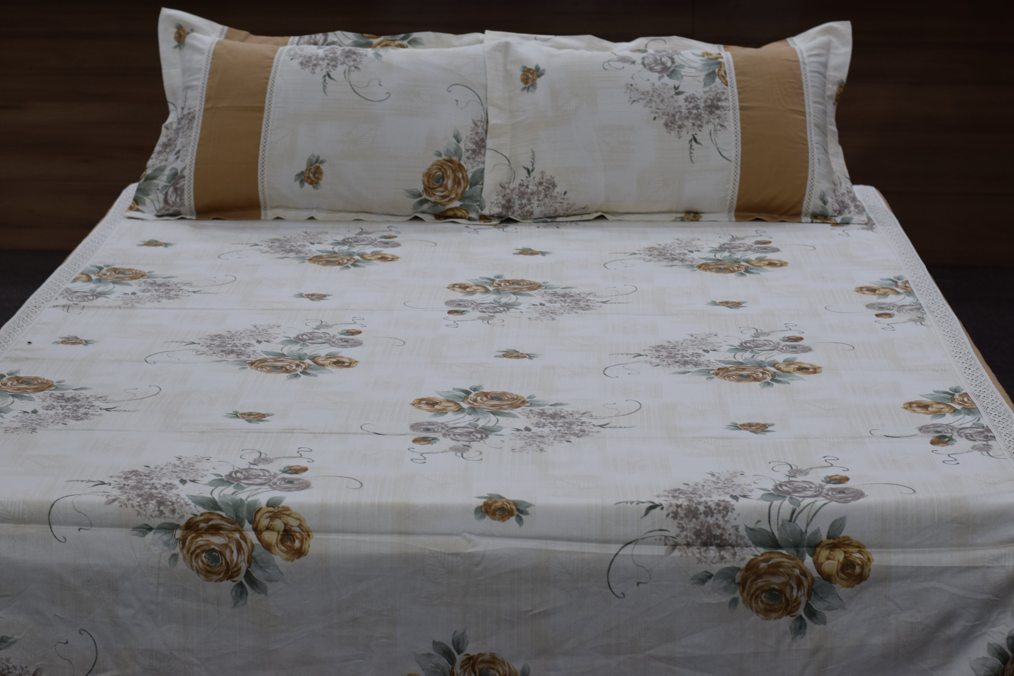 Elegant Beige Floral Queen Size Bedspread with Pillow Covers | Blend Bedding Set