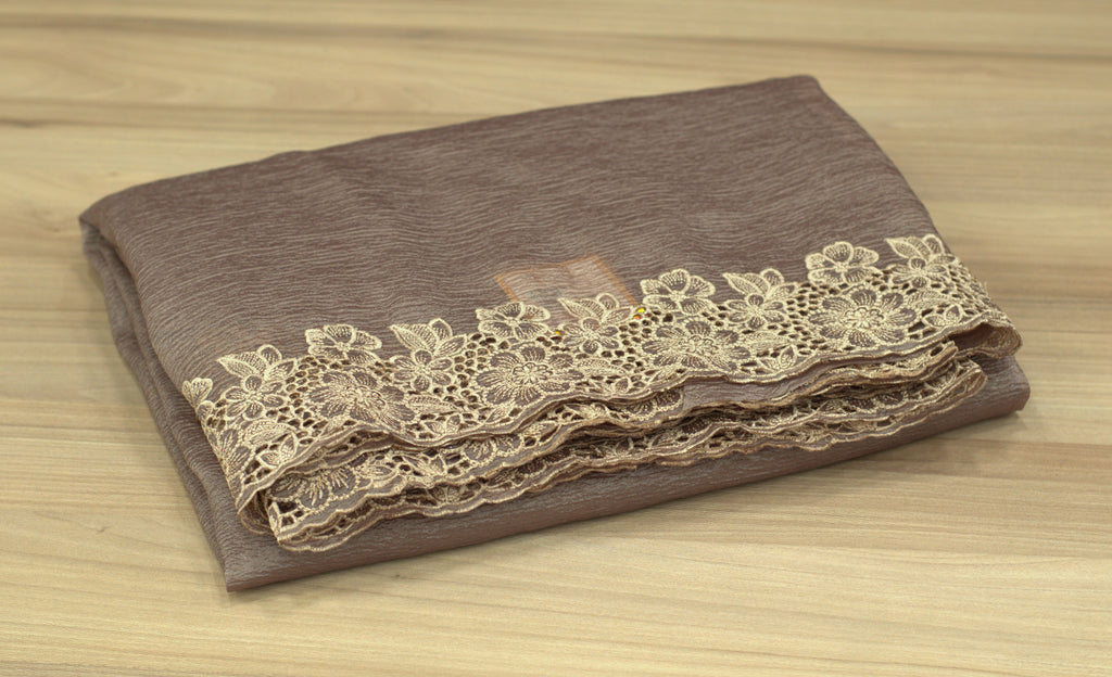 Elegant Crushed Organza Saree with Floral Lace Border – Premium Party & Occasion Wear