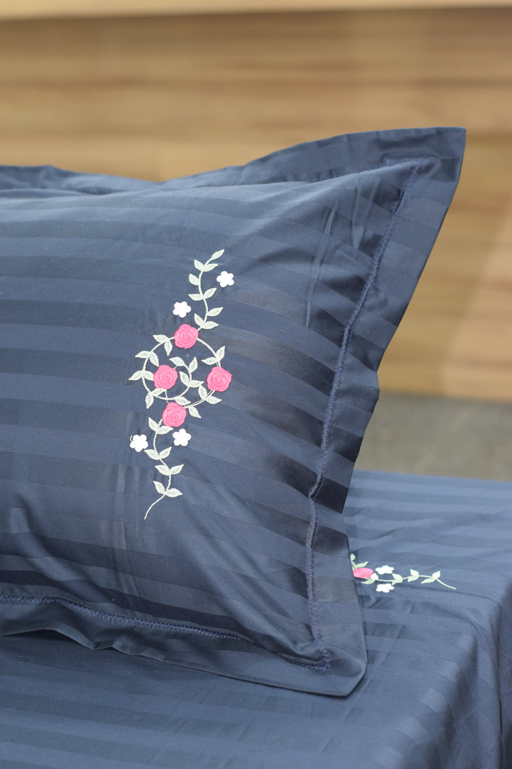 Elegant Navy Blue Embroidered King Size Bedspread Set with Pillow Covers