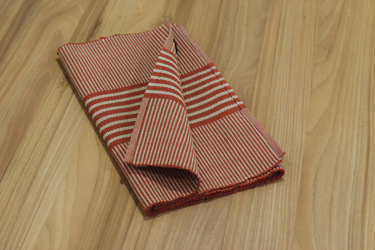 Red & Cream Striped Table Runner – 115 × 33 cm
