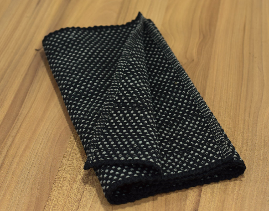 Black & Grey Woven Table Runner – 100 × 35 cm