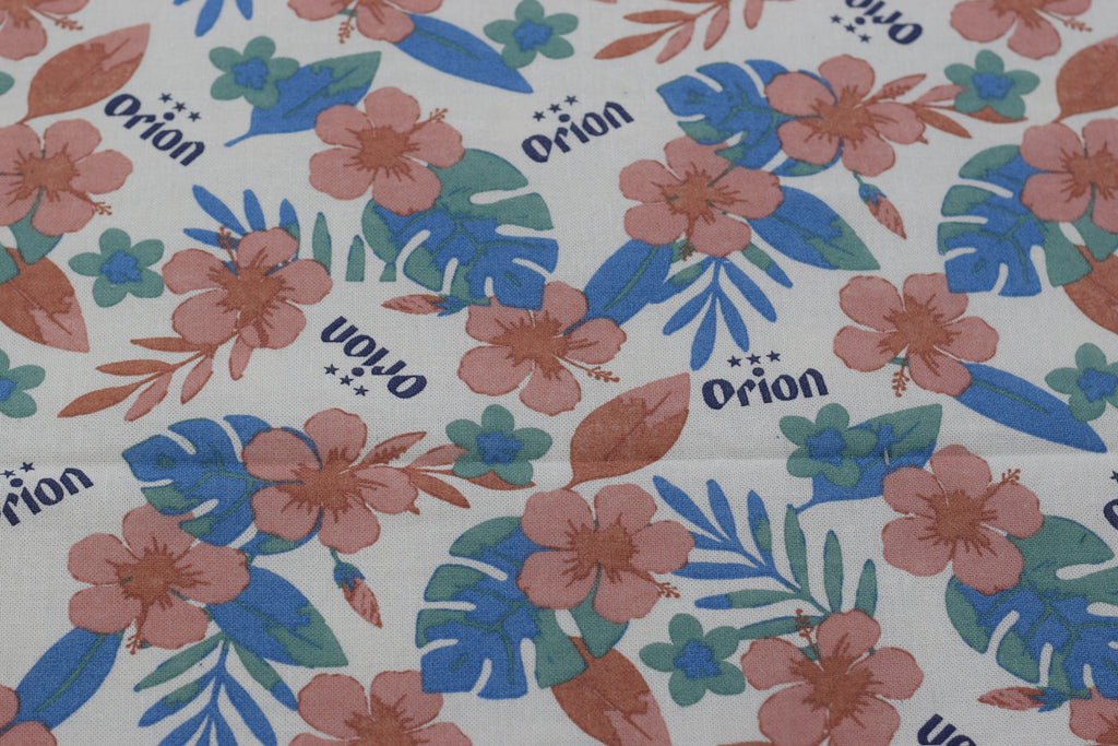 King Size Floral Print Bedsheet with 2 Pillow Covers – White &Teal Botanical Design