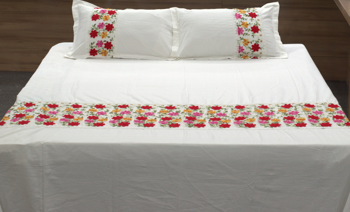 Cotton Blend King Size Bedspread – White with Floral Border | 100 × 116 Inches