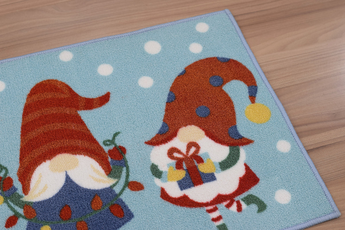 Festive Christmas Gnome Floor Mat – 70 × 40 cm | Non-Slip Decorative Holiday Rug