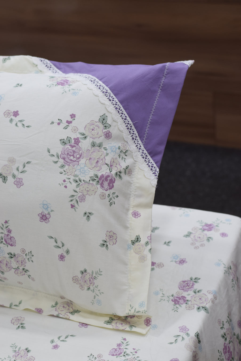 Premium Embroidered Lavender Floral Print King/Queen Bedsheet Set – Nushio by Pulpel