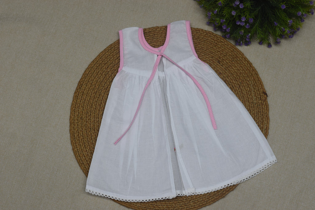Kids Kerala Kettuduppu Dress – Traditional White Cotton Baby Dress (3 Color set)