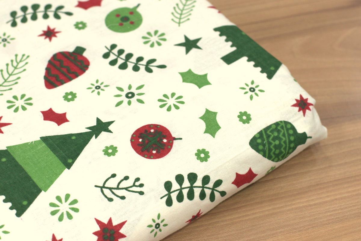 Christmas Printed Running Fabric – 60 Inch Wide Christmas Tree & Ornament Design for Table Décor