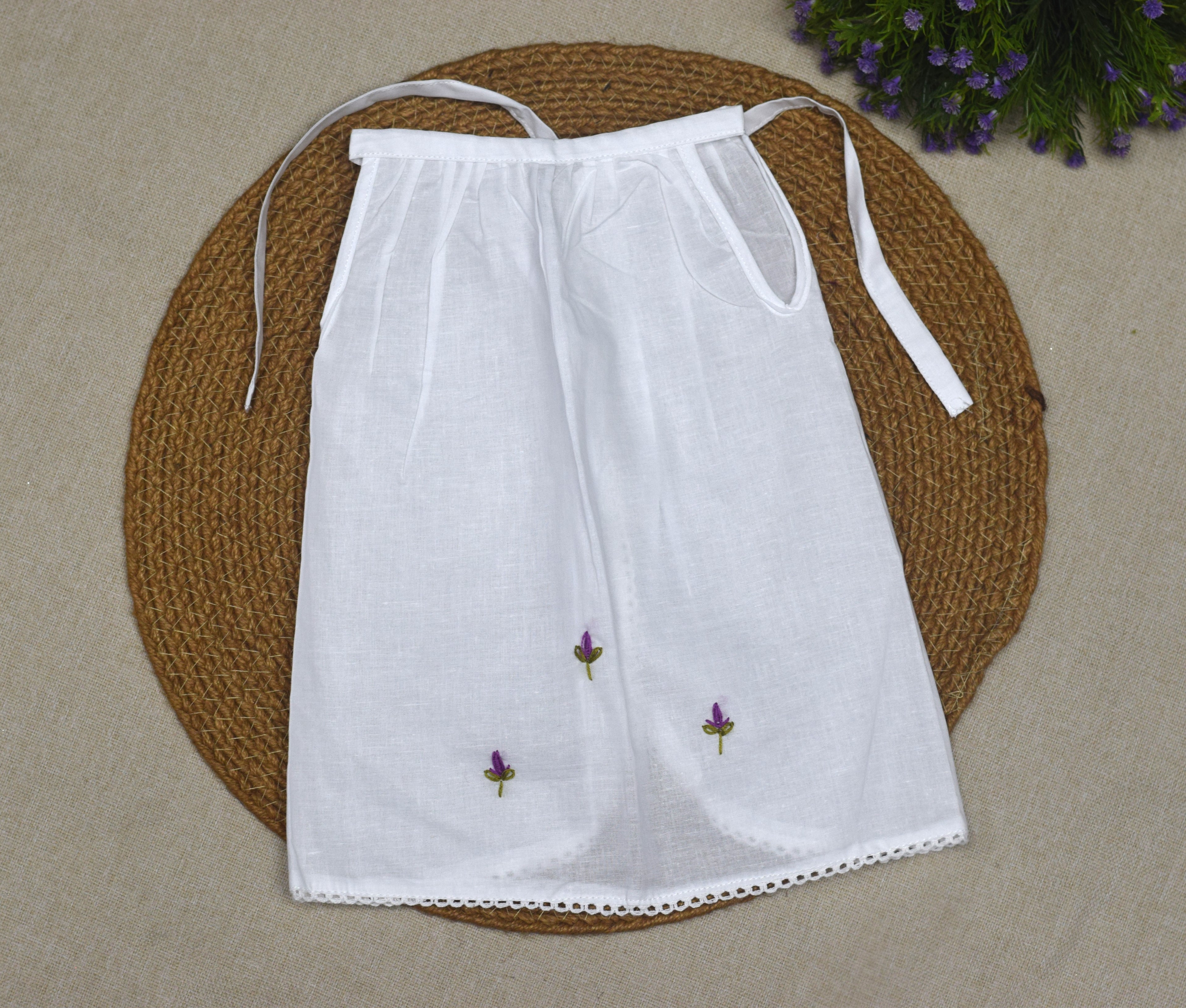 Traditional Kerala Kettuduppu (3 Color Set) – White Cotton Wrap with Floral Embroidery
