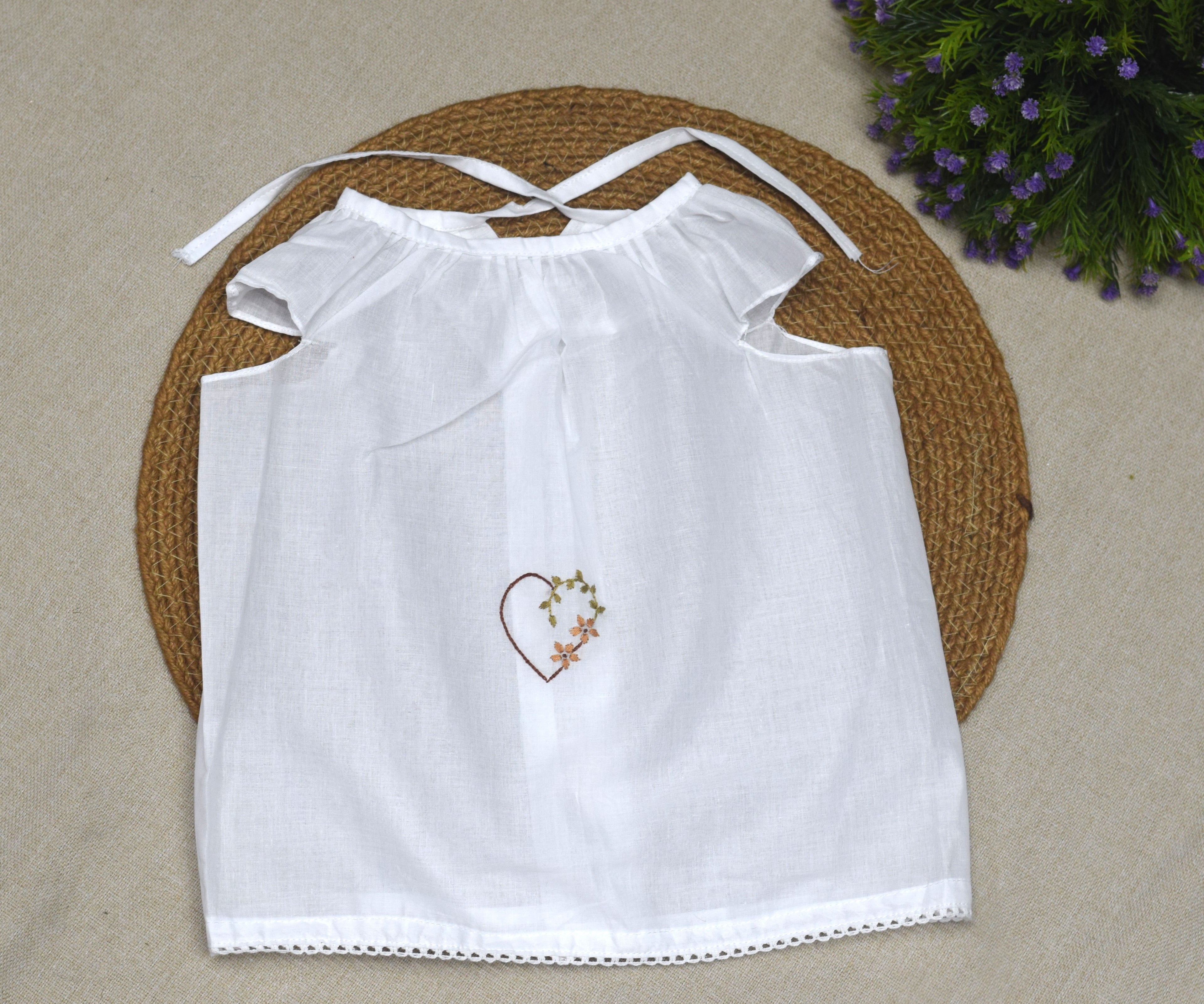 Kerala Traditional Kettuduppu for Kids – White Cotton Sleeveless Blouse with Embroidery (3 Designs)