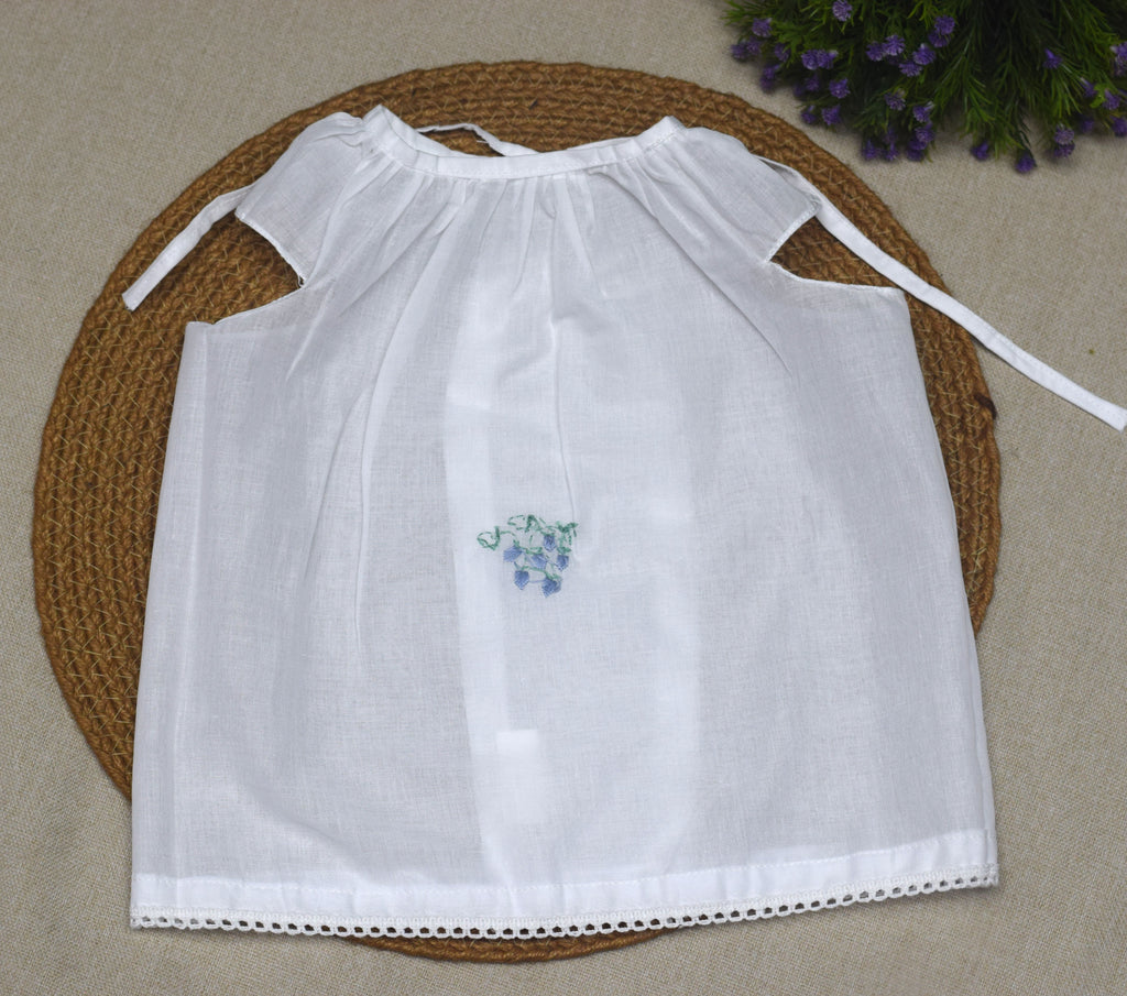 Kerala Traditional Kettuduppu for Kids – White Cotton Sleeveless Blouse with Embroidery (3 Designs)