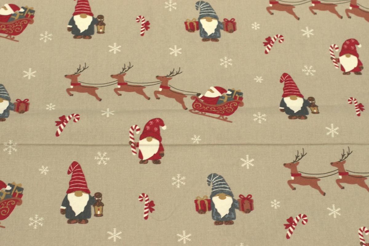 Christmas Santa & Reindeer Printed Fabric Running Material – 60 Inch Wide | Table Cloth, Table Runner & Cushion Cover Fabric