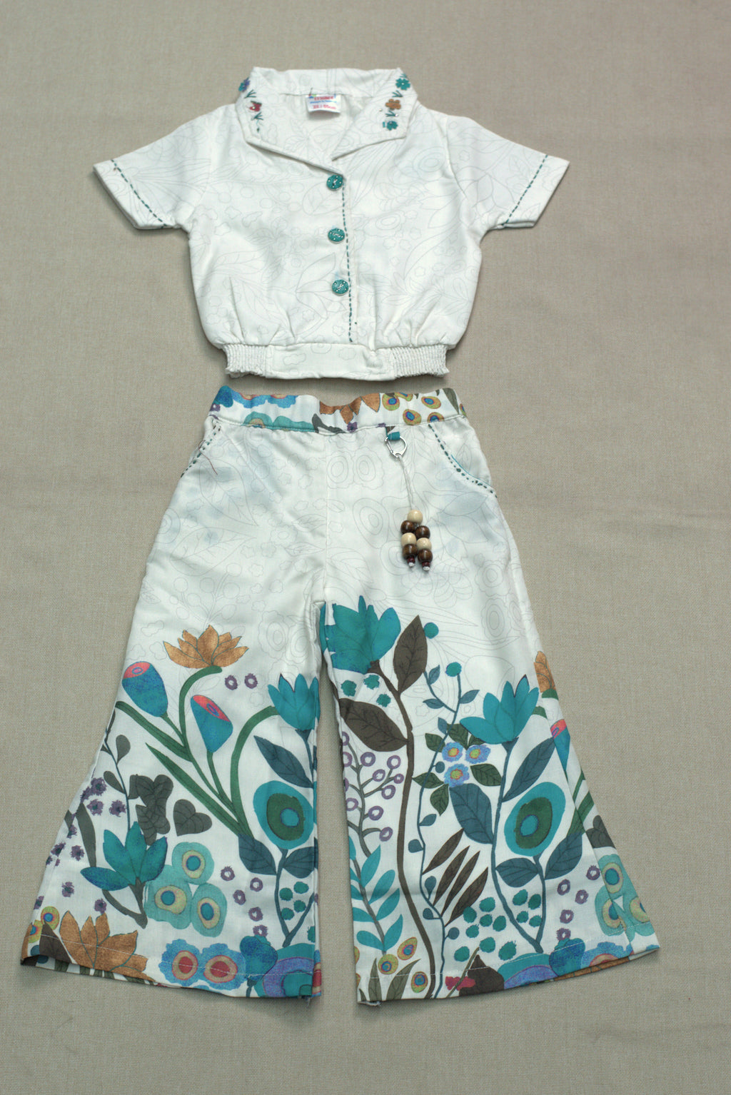 Girls Floral Printed Co-Ord Set with Crop Shirt & Wide-Leg Pants – White & Blue