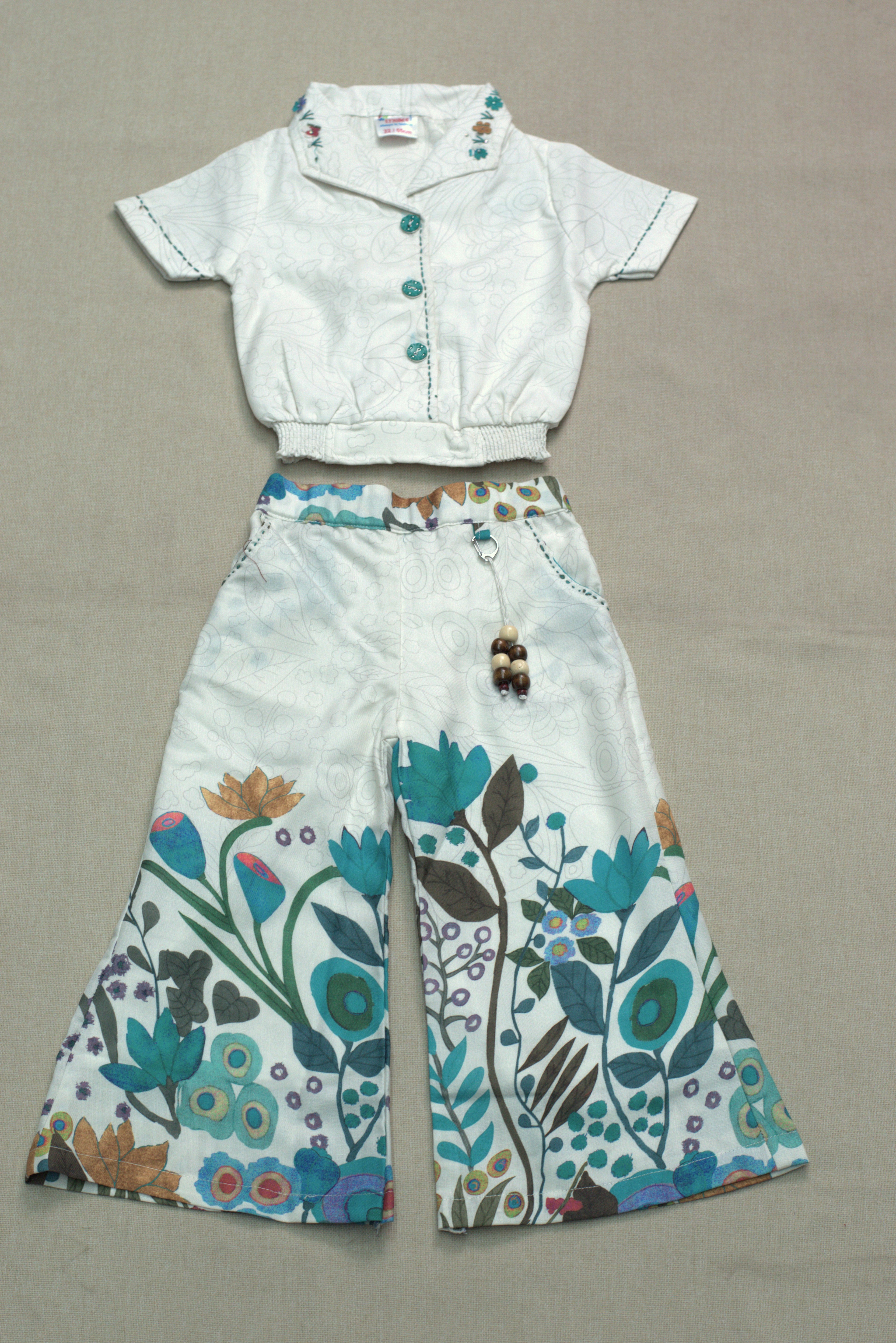 Girls Floral Printed Co-Ord Set with Crop Shirt & Wide-Leg Pants – White & Blue