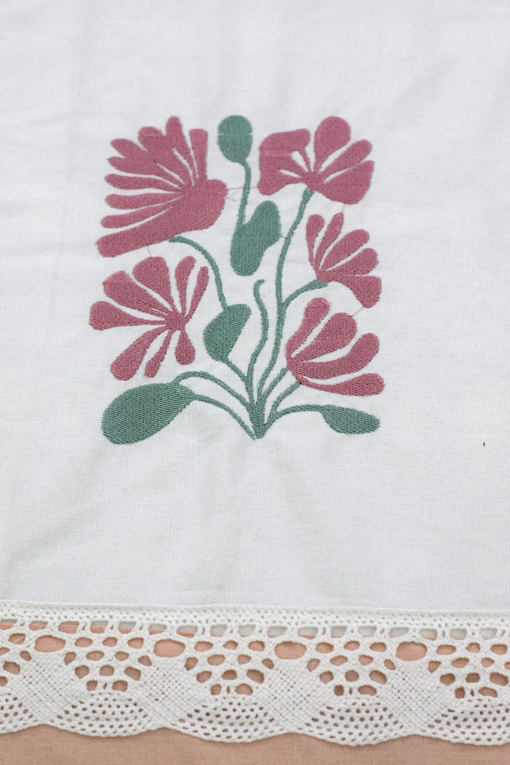 King Size Floral Embroidered Bedspread Set with 2 Pillow Covers | Peach & White |