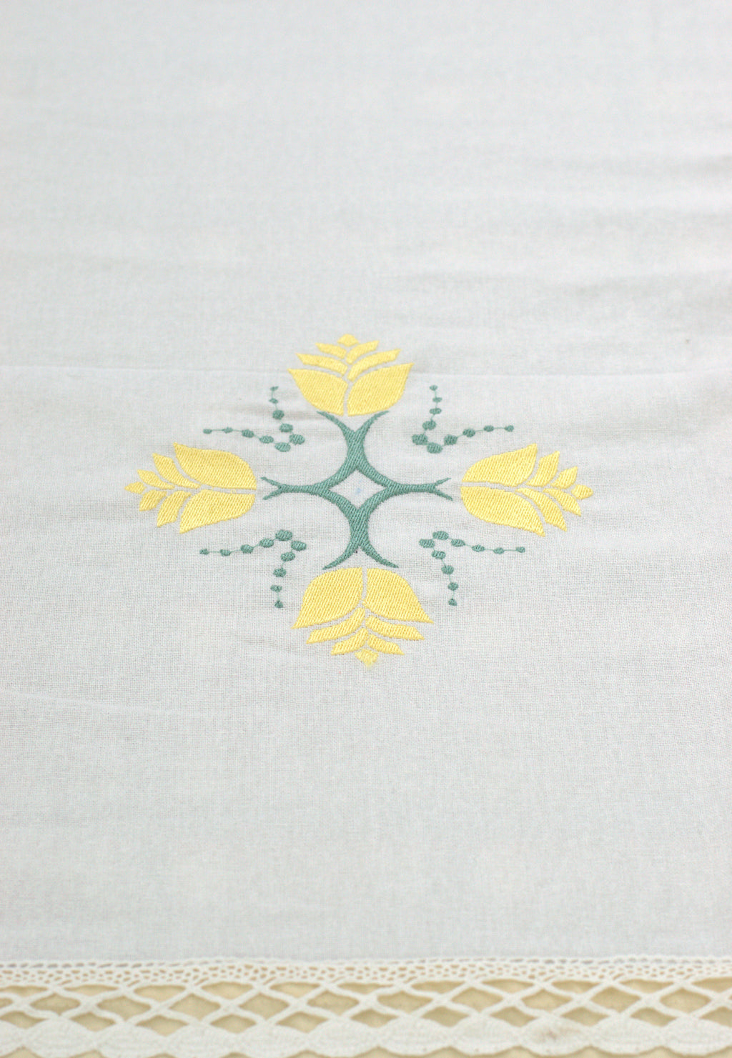 Premium King Size Embroidered Bedspread with 2 Pillow Covers