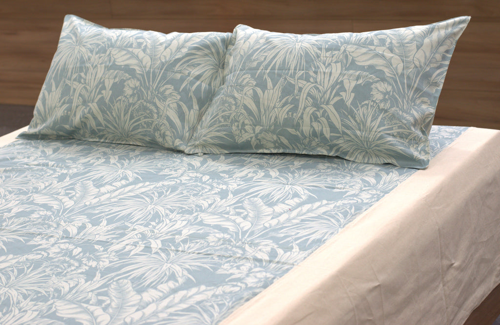 Queen Size Cotton Bedsheet with 2 Pillow Covers – Elegant Grey Tropical Leaf Print | Soft & Breathable