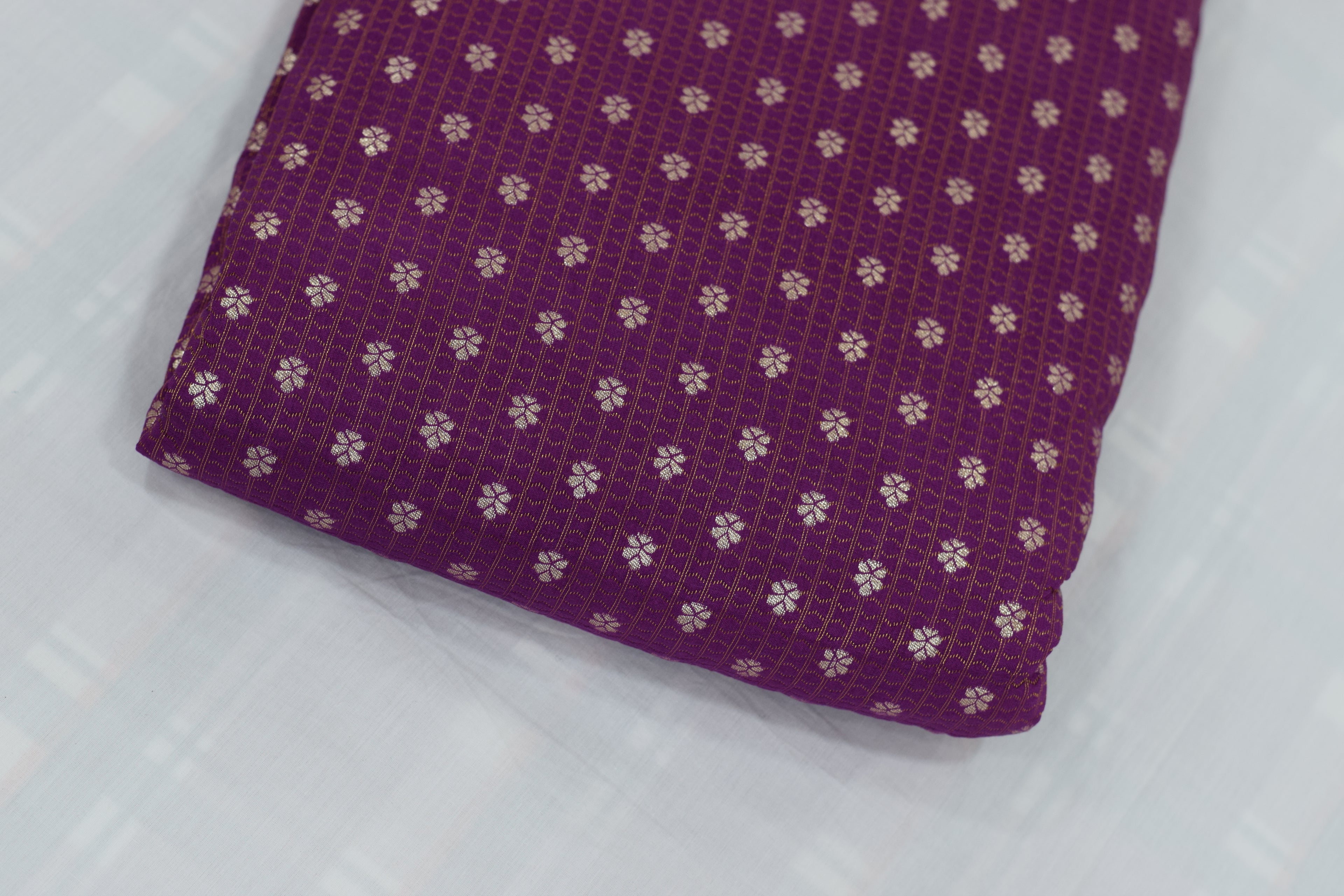 Premium Purple Brocade Silk Fabric with Floral Zari Weave – Blouse & Midi Fabric (1.10m / 1.50m / 2m)