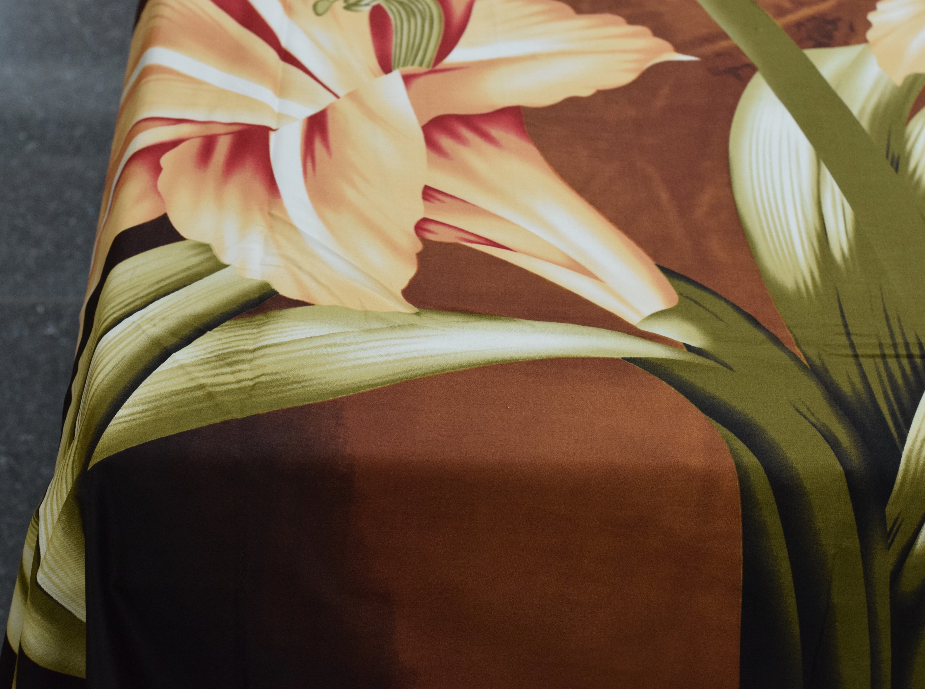 King Size Floral Printed Bedsheet with 2 Pillow Covers |  Comfortable Bed Sheet Set | Brown Lily Design