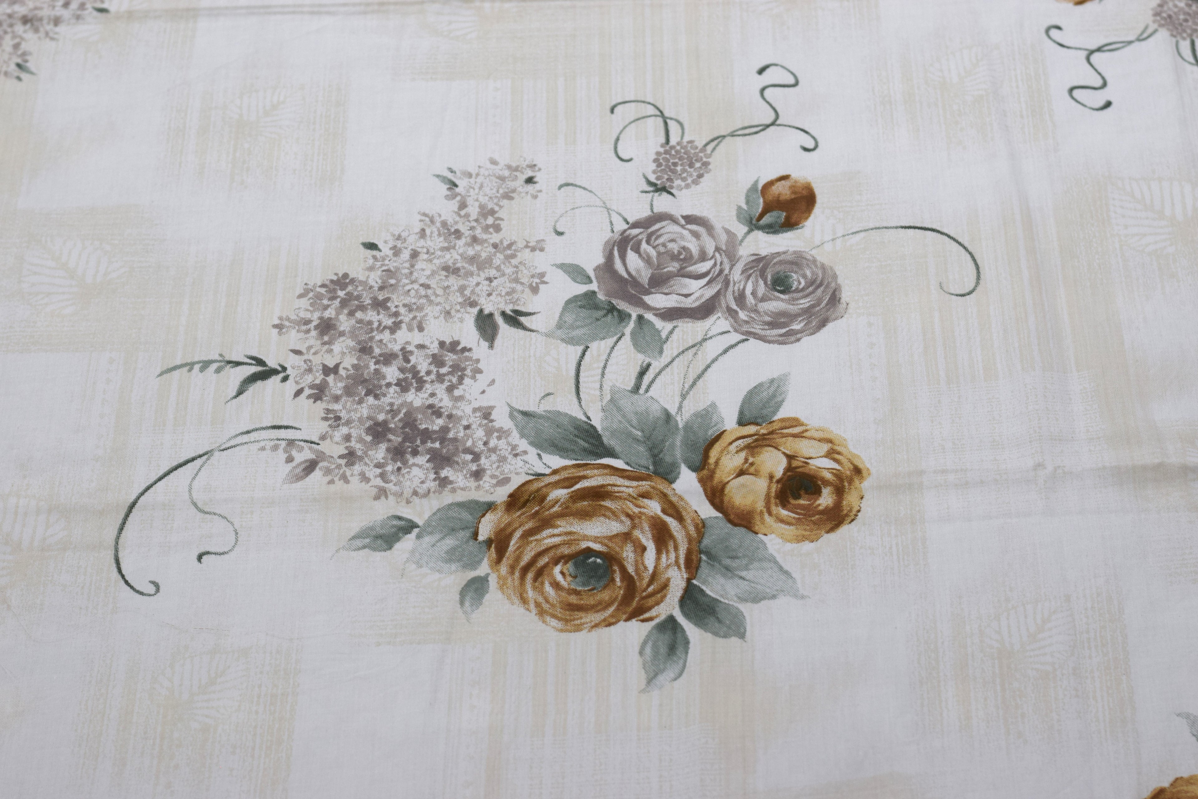 Floral Printed Bedspread with 2 Pillow Covers – 90 x 96 Inches | Elegant Cotton Blend Bedding Set