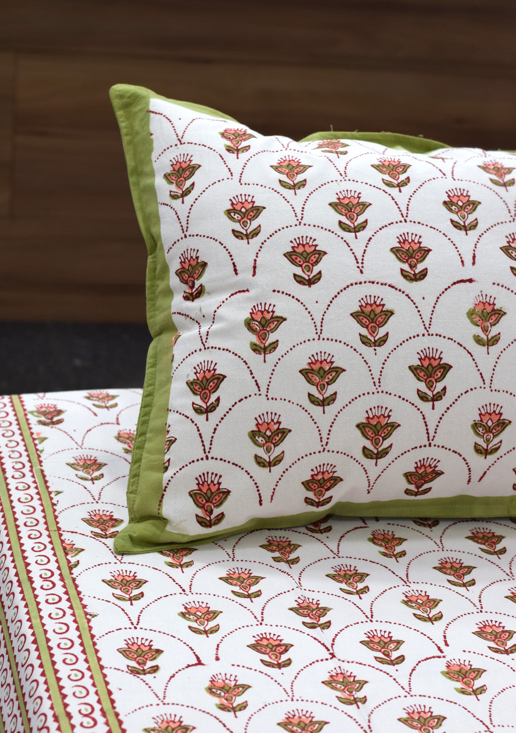 Queen Size Cotton Floral Printed Bedsheet with 2 Pillow Covers | 86 x 104 Inches | White, Rust & Olive Green