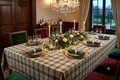 Premium Plaid Cotton Tablecloth with Heart Motifs – 6 to 8 Seater – Nushio by Pulpel
