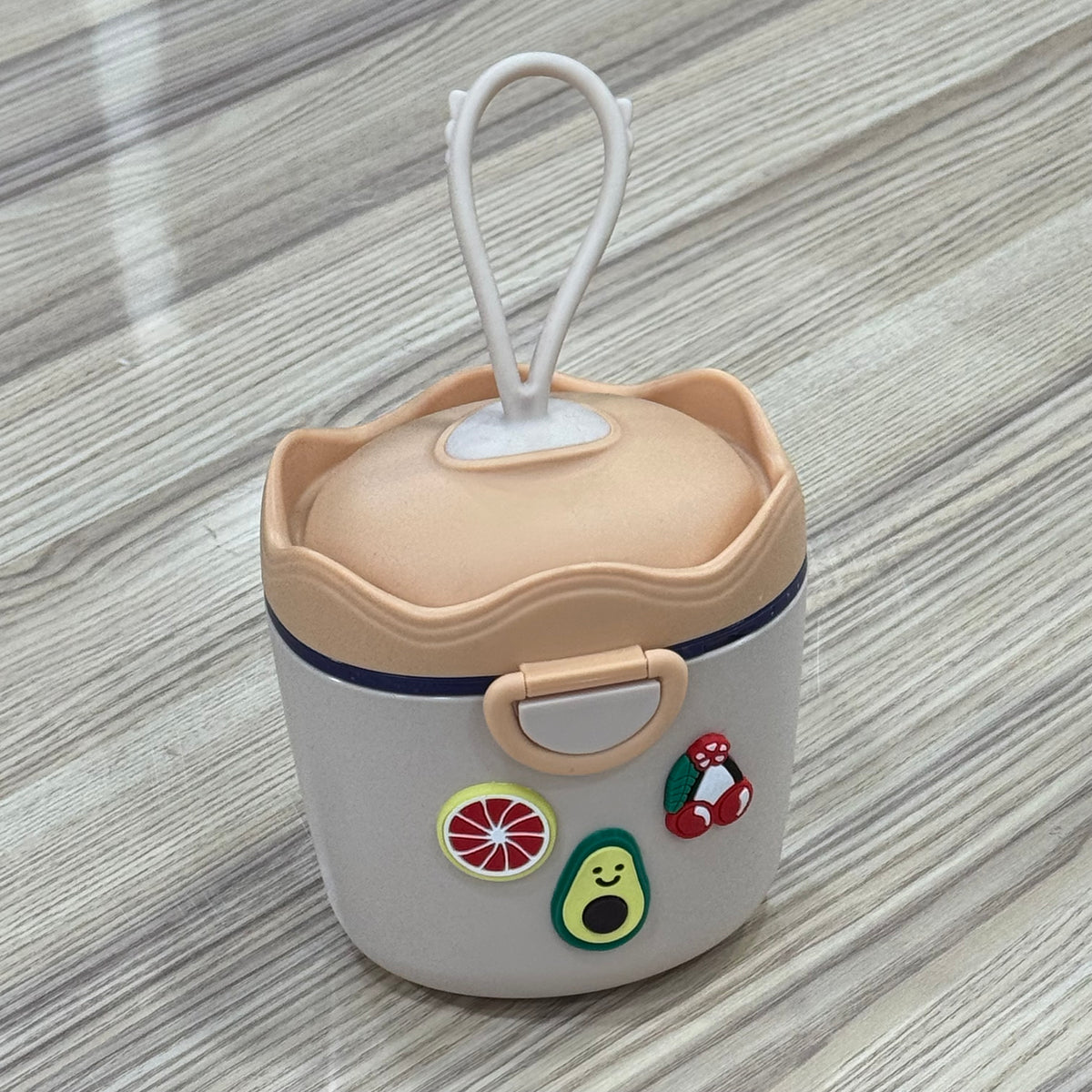 Portable Baby Formula Dispenser & Milk Powder Container with Scoop