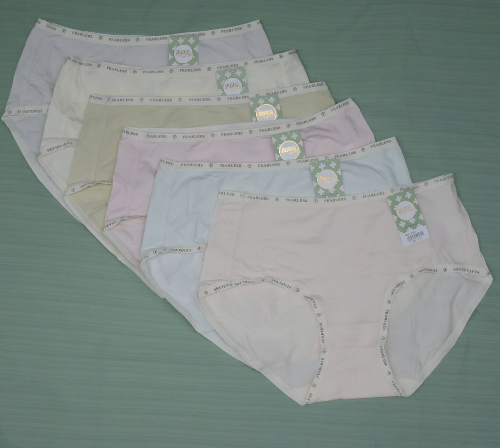 Women’s Seamless Panty Set of 6 – Soft Lycra Comfort Fit with “Fearless” Waistband