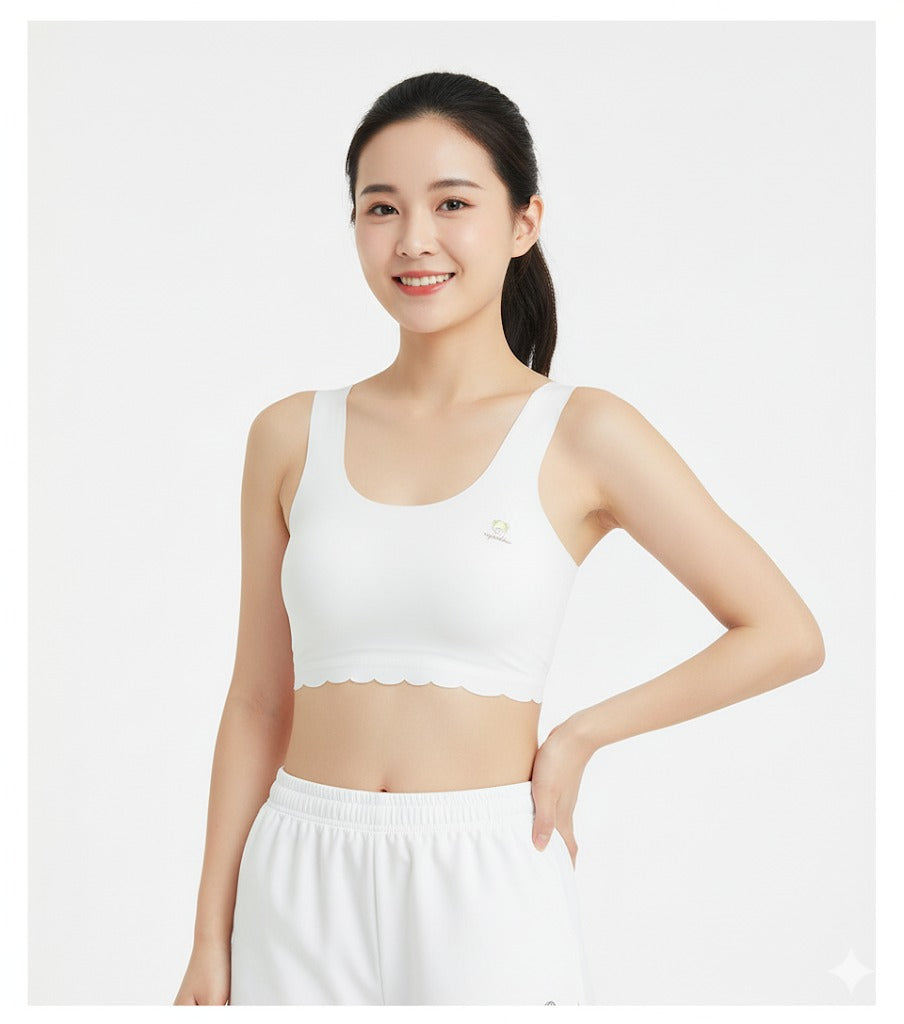 Soft Scallop Camisole Bra – Light Comfort with Floral Detail